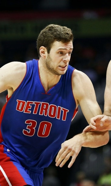 Detroit Pistons beat the Dallas Mavericks 95-85